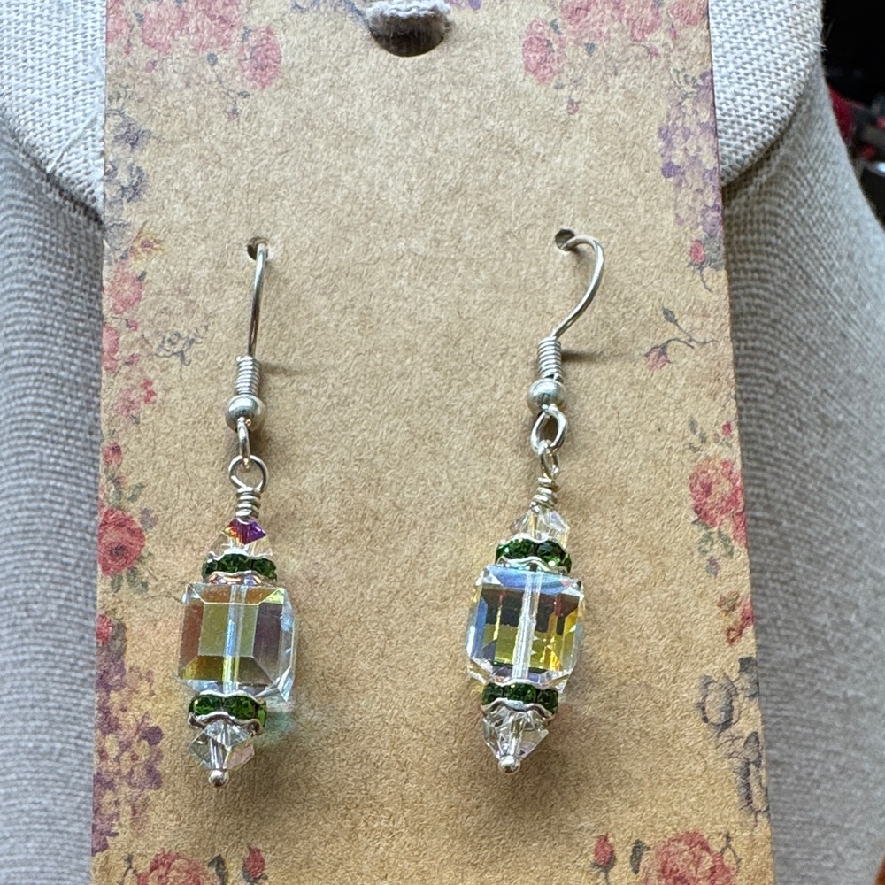 August Birthday 🎂 AB Clear Swarovski Cube and PeridotRhinestone Earrings 2/$22 - Picture 6 of 6